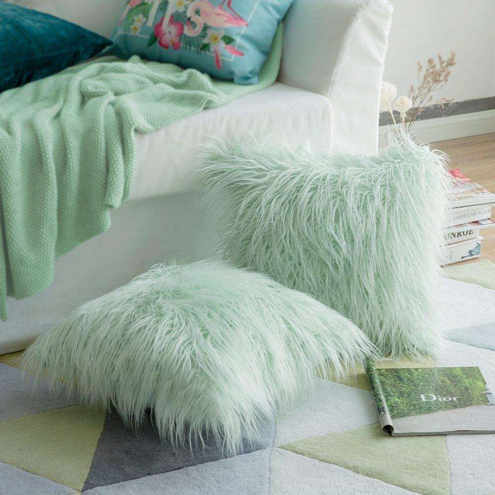 Coussin Décoration en Fourrure | NirvanaPillow™ 43x43 cm / Vert Clair