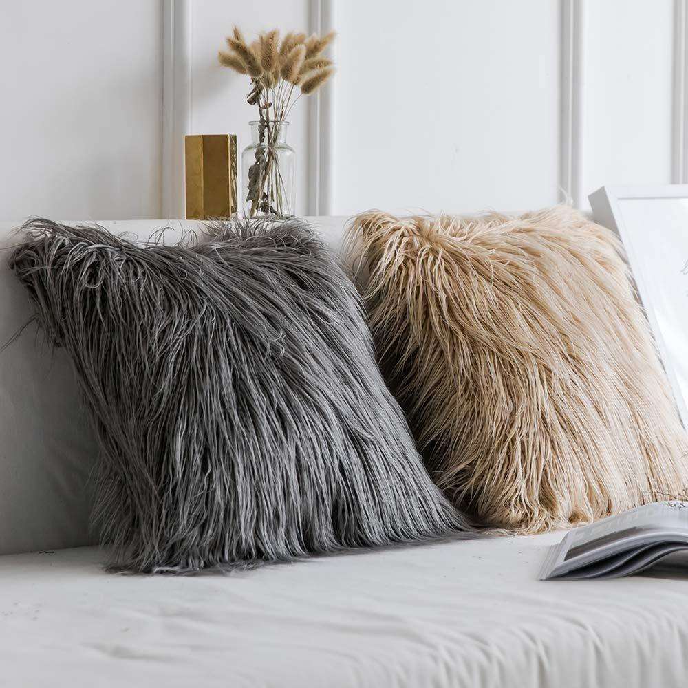 Coussin Fausse Fourrure pour Décoration | NirvanaPillow™