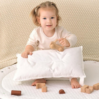 Coussin pour Chambre de Bébé Fille | NirvanaPillow™ 50x30 cm / Blanc